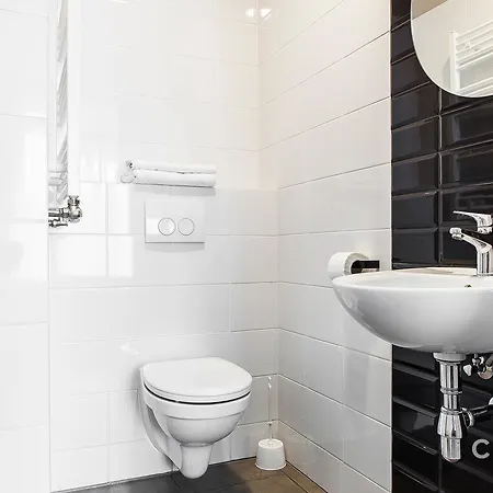 Centrum فندق مبيت وإفطار