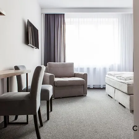 Centrum Nocleg ze śniadaniem 4*